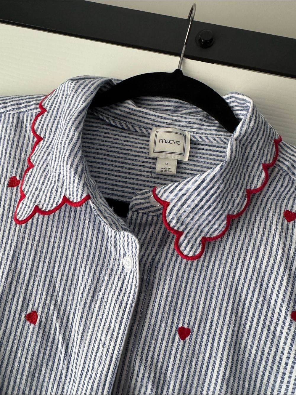 Maeve Anthropologie Mabel Boxy Oxford Shirt Medium Embroidered Hearts - Picture 5 of 8